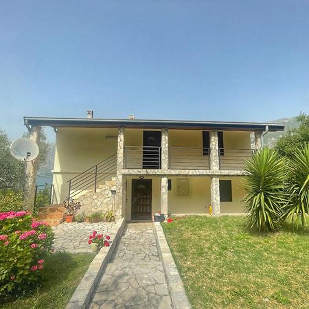 Apartments Krivokapic Prcanj With Bay View Kotor Ngoại thất bức ảnh