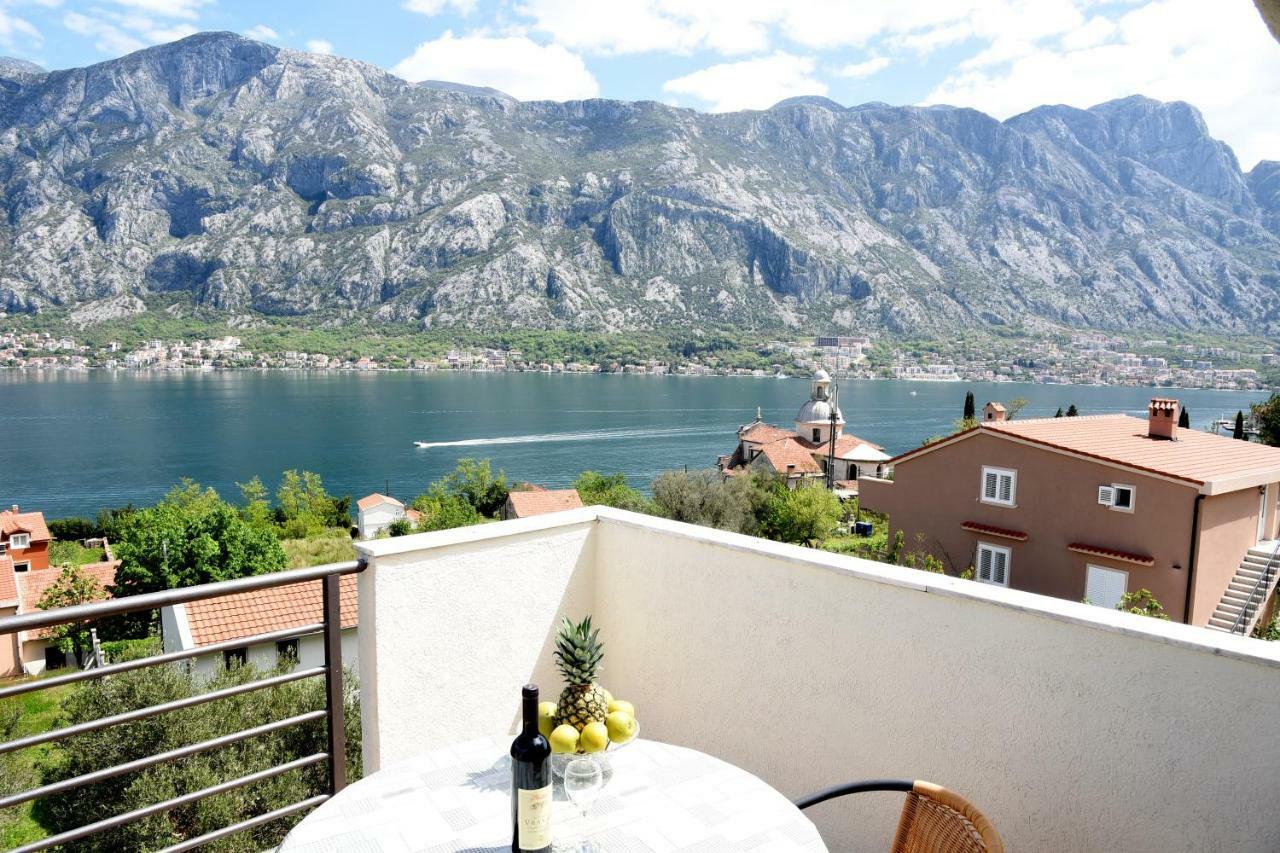Apartments Krivokapic Prcanj With Bay View Kotor Ngoại thất bức ảnh