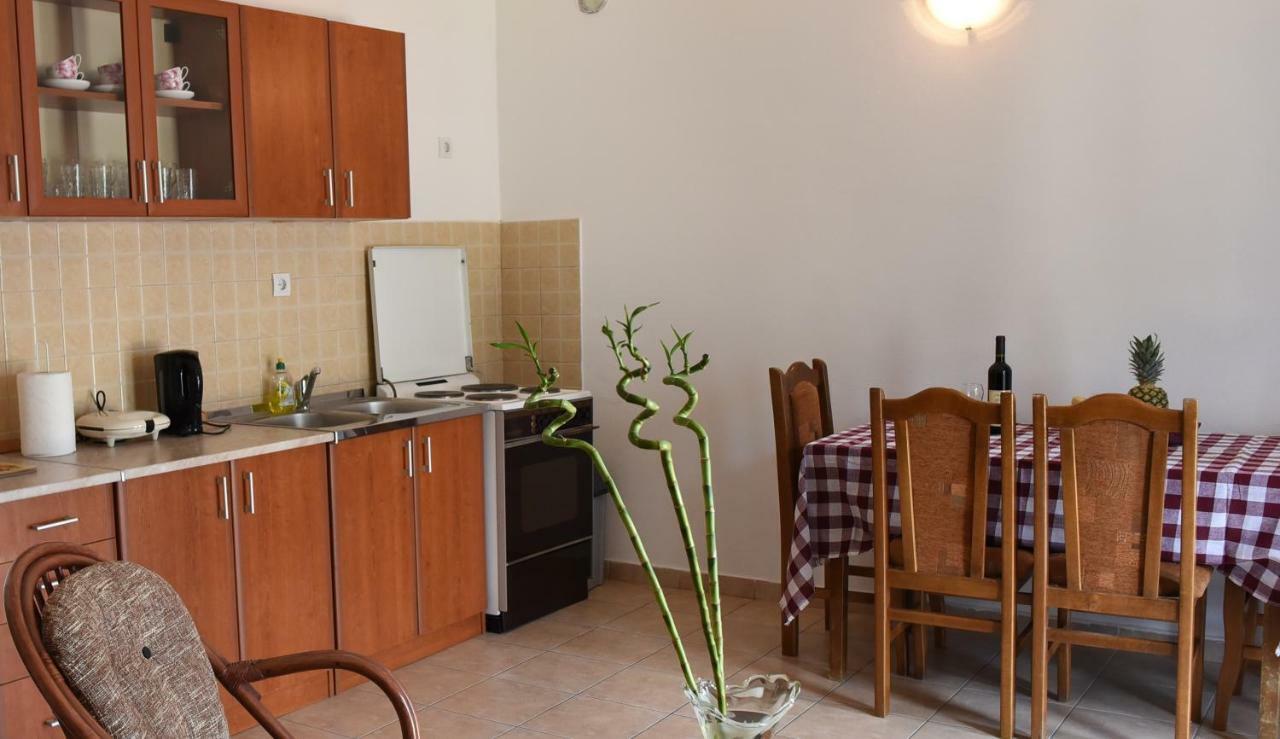 Apartments Krivokapic Prcanj With Bay View Kotor Ngoại thất bức ảnh