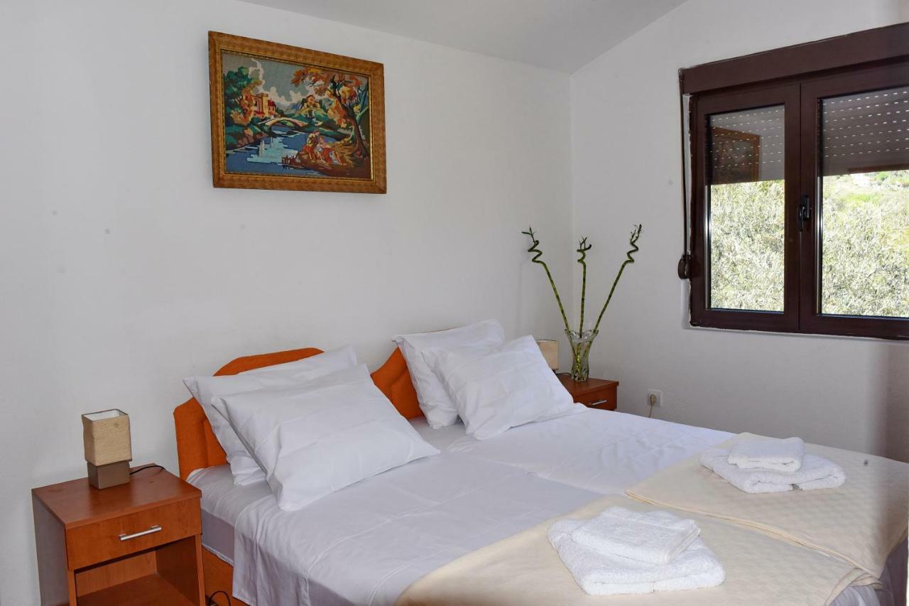 Apartments Krivokapic Prcanj With Bay View Kotor Ngoại thất bức ảnh